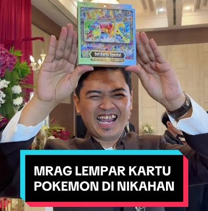 Bukan Buket Bunga, Pengantin Lempar Kartu Pokémon hingga Viral