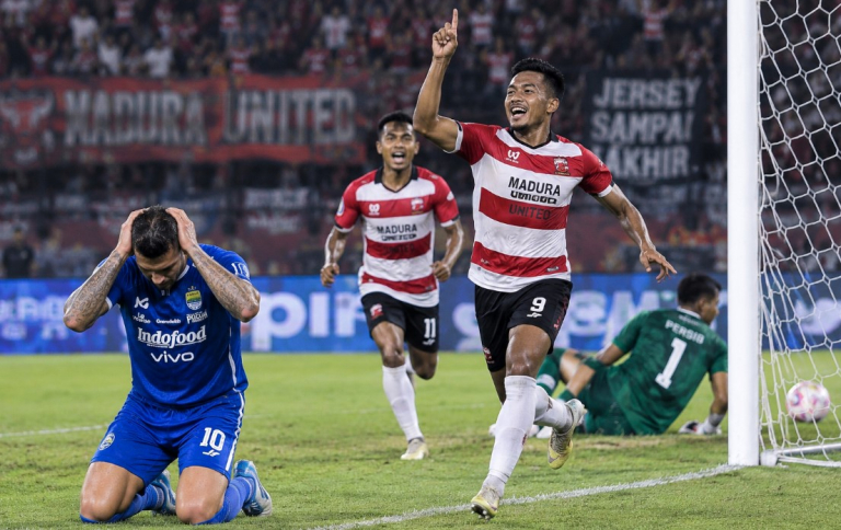 Persib Bandung Tumbang 0-1 dari Madura United, Misi Bangkit Menanti di Laga Berikutnya