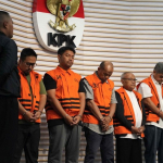 KPK Tahan Lima Tersangka Kasus BNPB, Dana Penanganan Bencana Jadi Sorotan